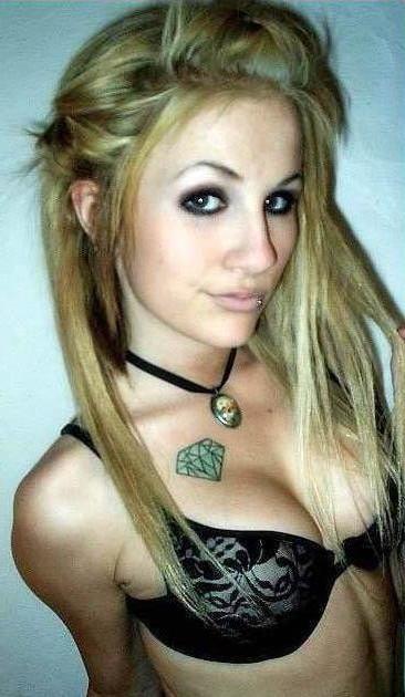 13P Super Bored Emo Amateurs Caught Flashing Tits