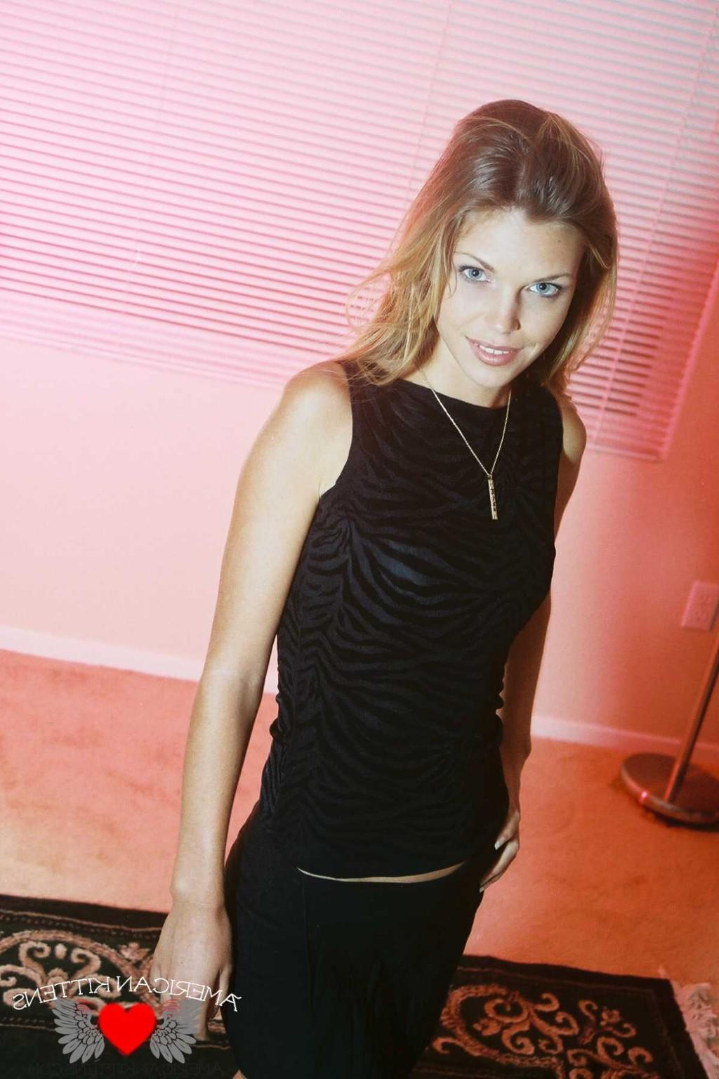18P Ashley looking so sexy in a black top and skirt this girl is just so pretty