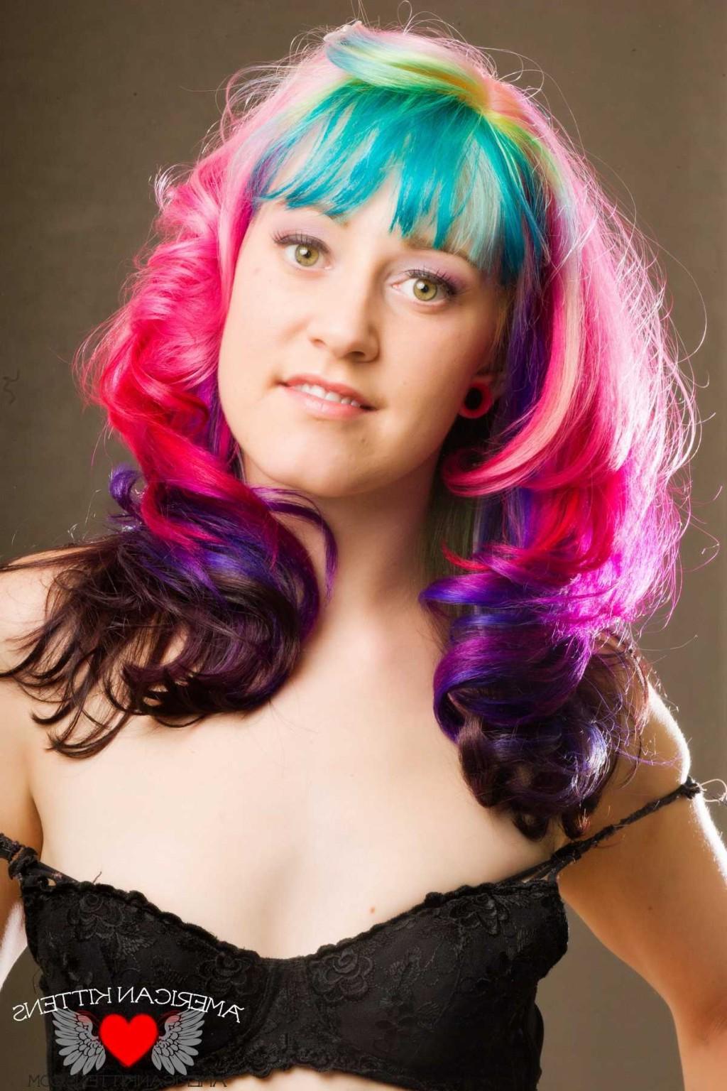 18P Hannah Holdem multi colored hair