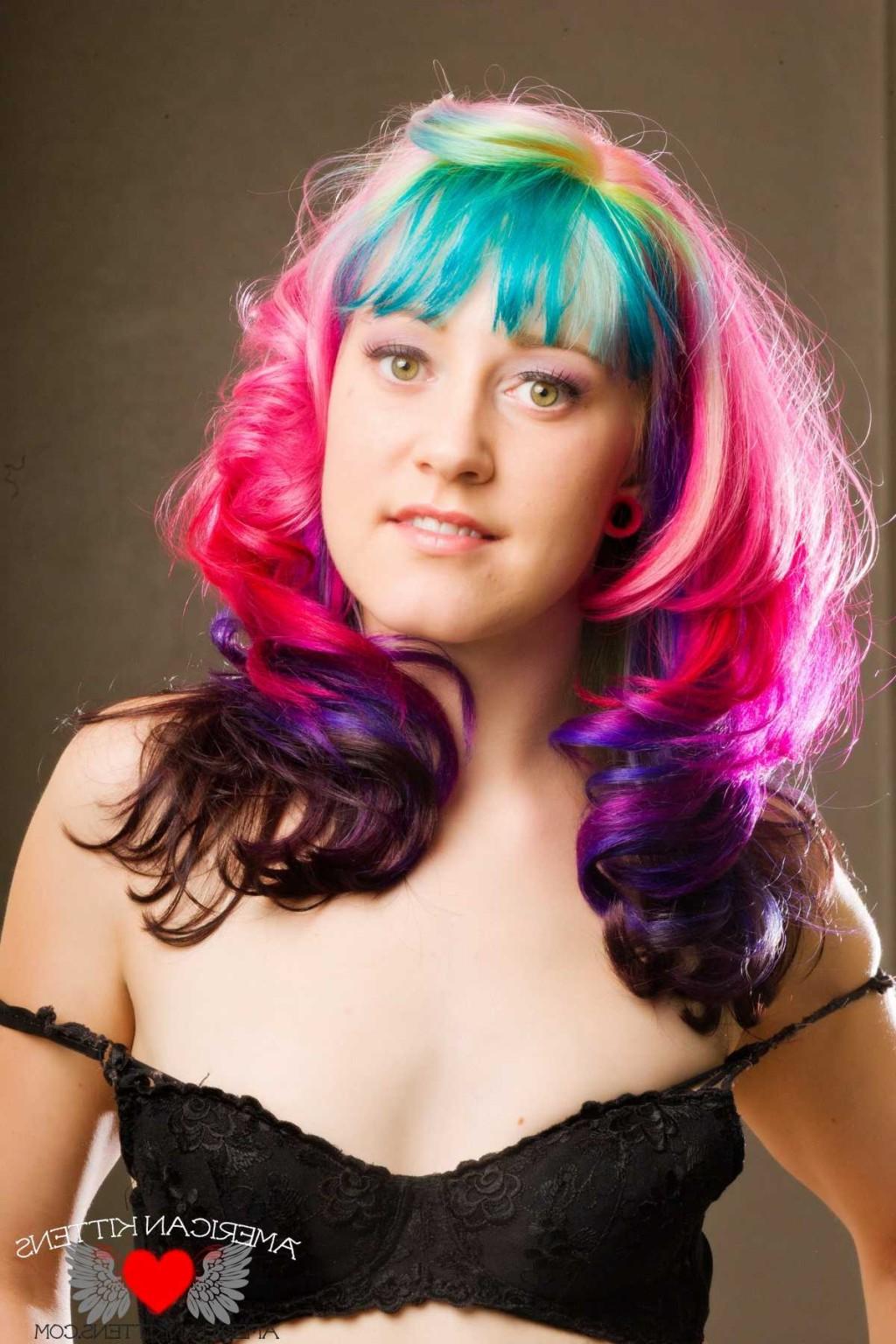 18P Hannah Holdem multi colored hair