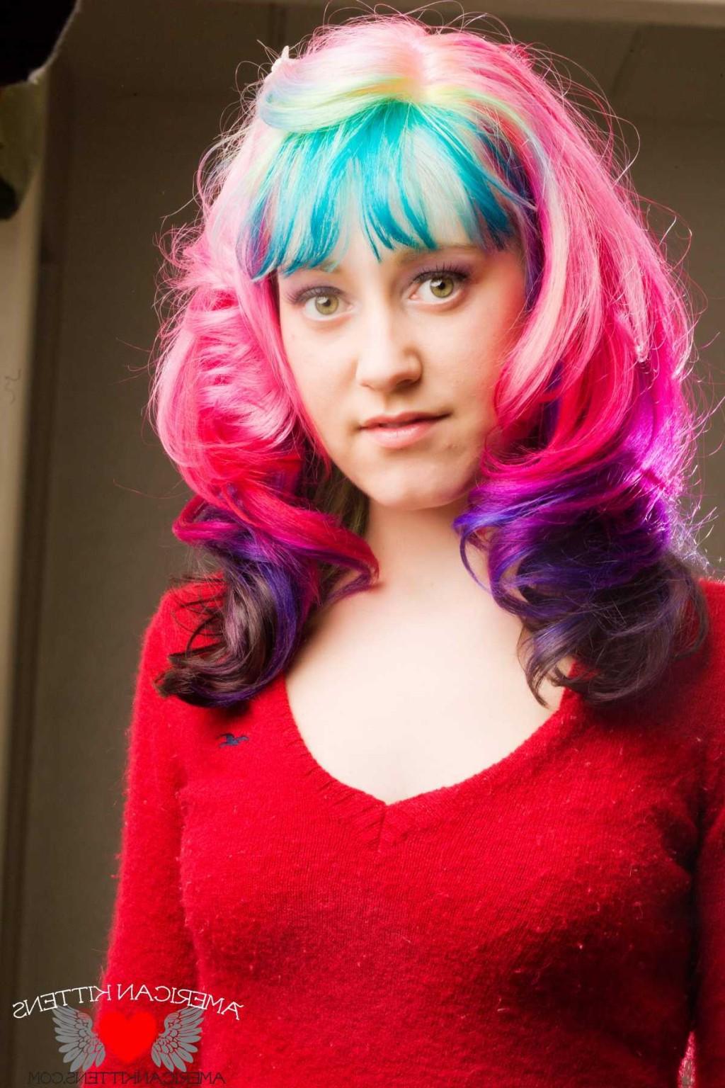 18P Hannah Holdem multi colored hair