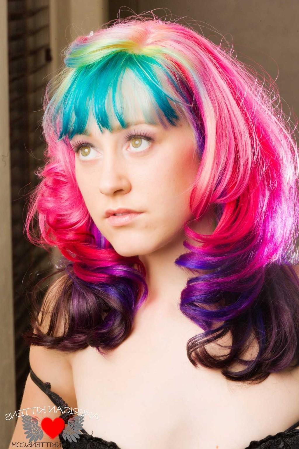 18P Hannah Holdem multi colored hair