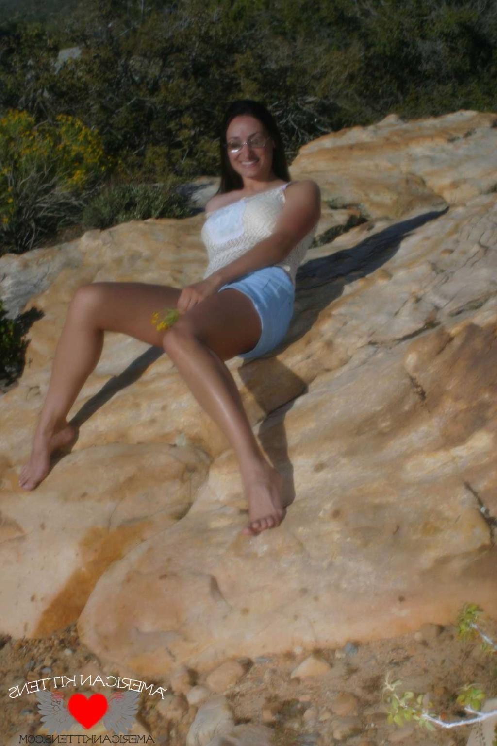 18P Emma outside and now you know why I love hiking ... sluts