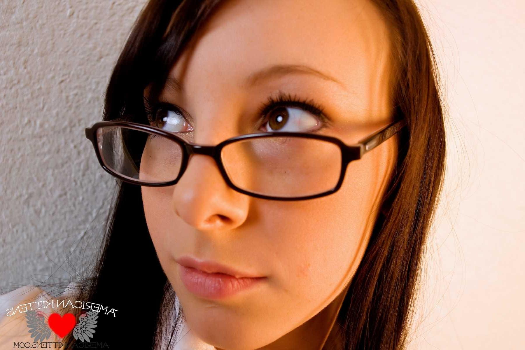 18P Kayden Love lace up panties