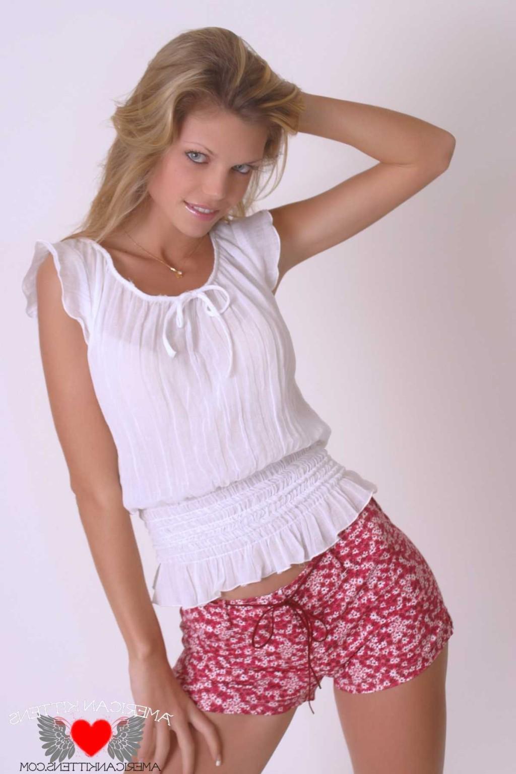 18P Ashley see her tiny white lace thong peeking out of her shorts