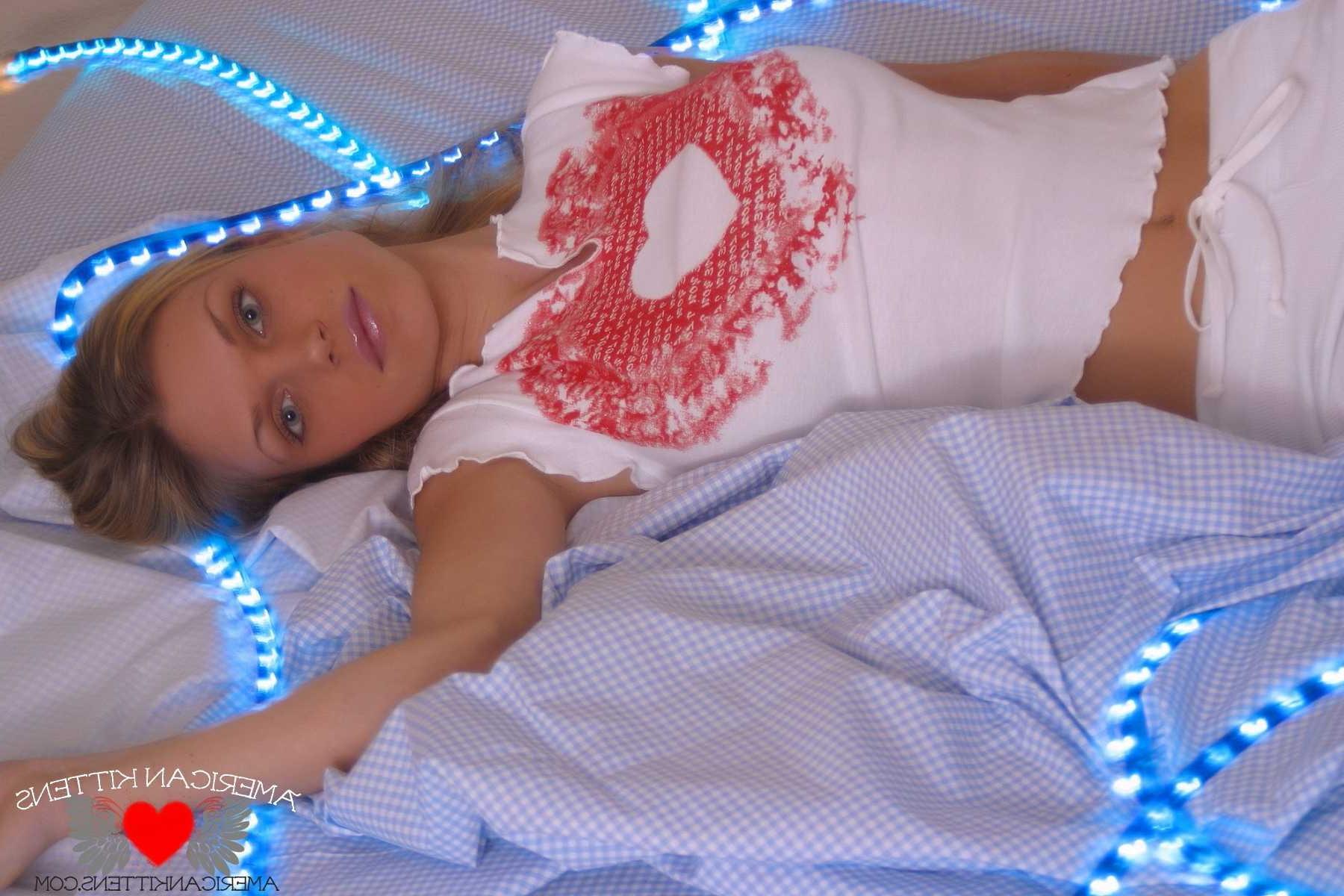 18P Ashley you can see her pink panties peeking out of the back of her tight white p