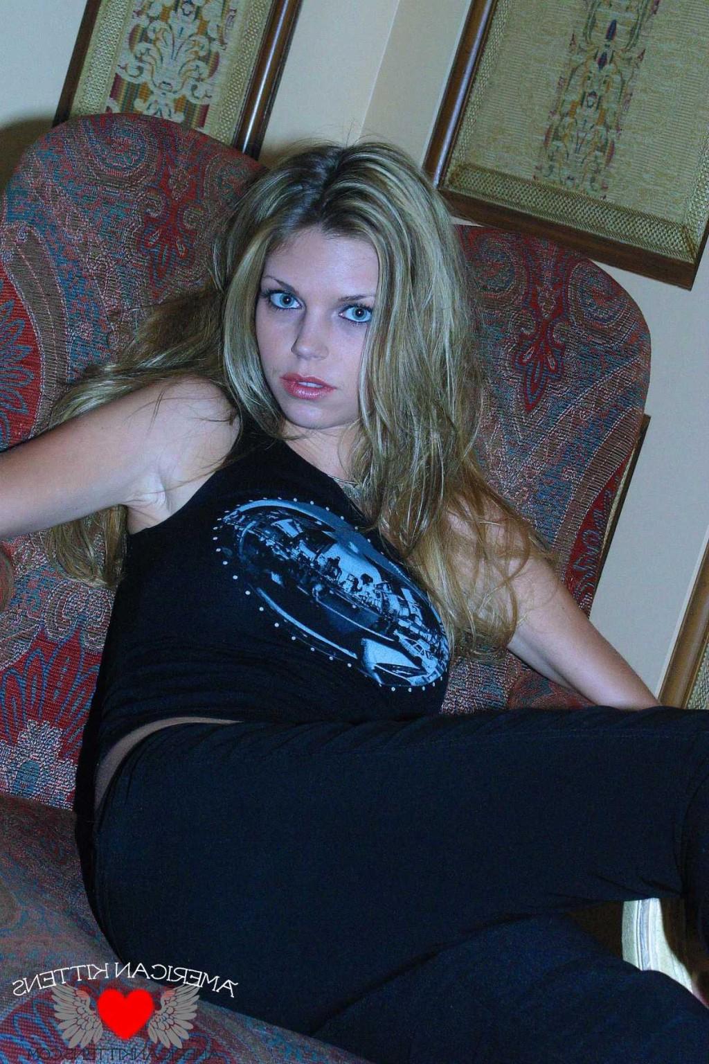 18P Ashley is outside wearing a black top and looking so hot she is so pretty just l