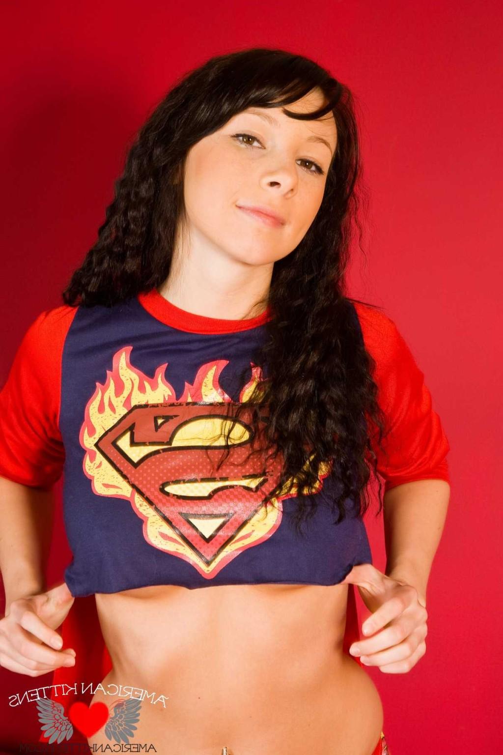 18P Kayden Love super hero