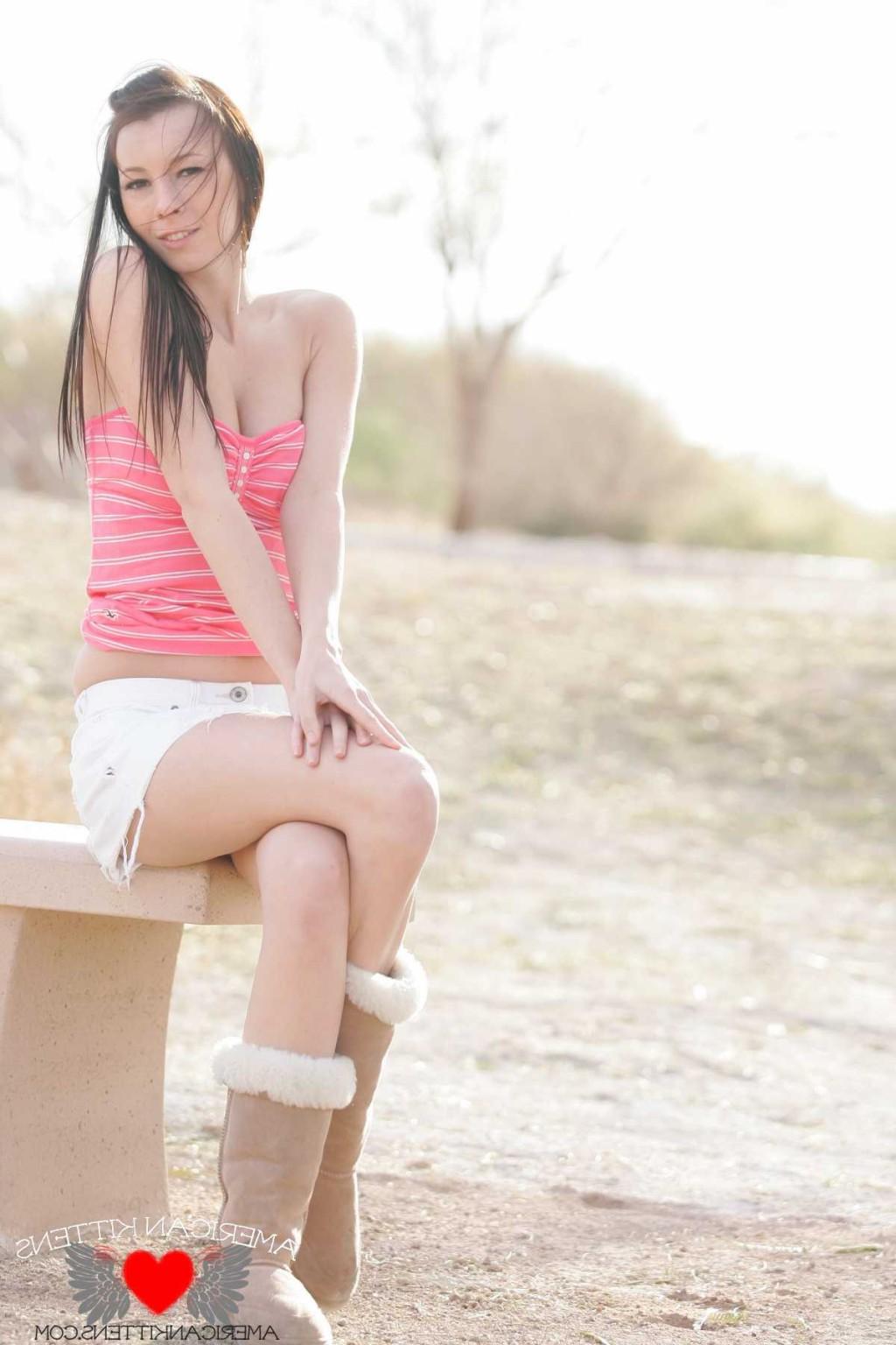 18P Kayden Love white mini skirt