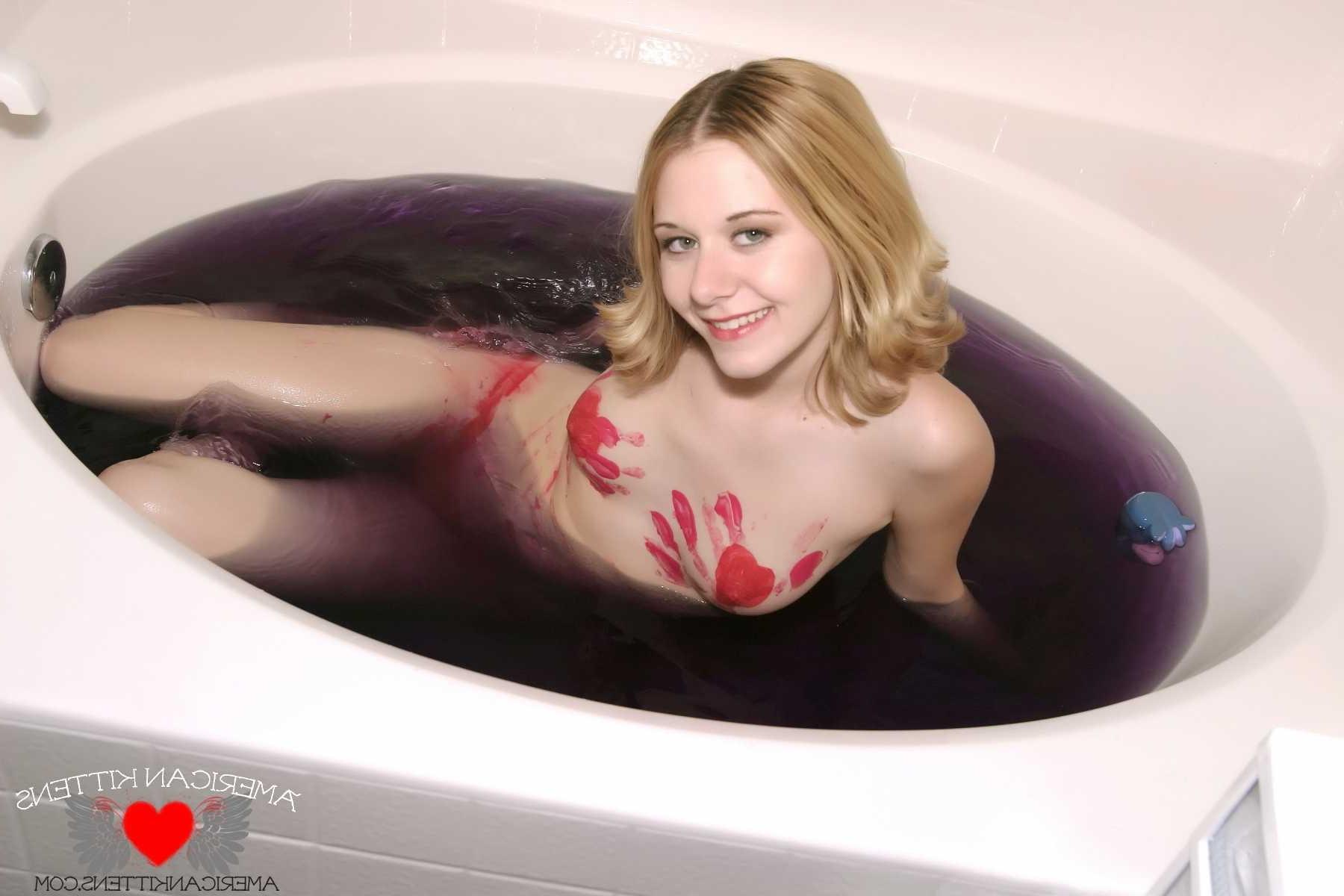 18P Ashlee takes a bath to wash off all the paint on her tight teen body and we get 