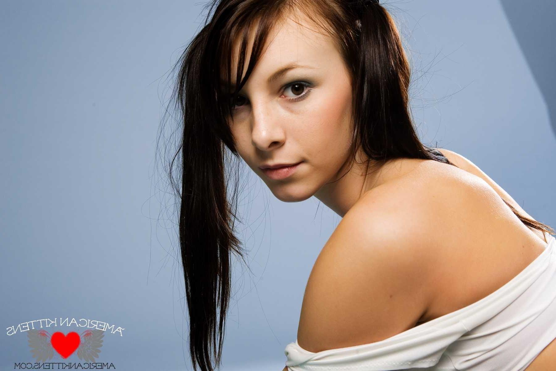 18P Kayden Love pony tails