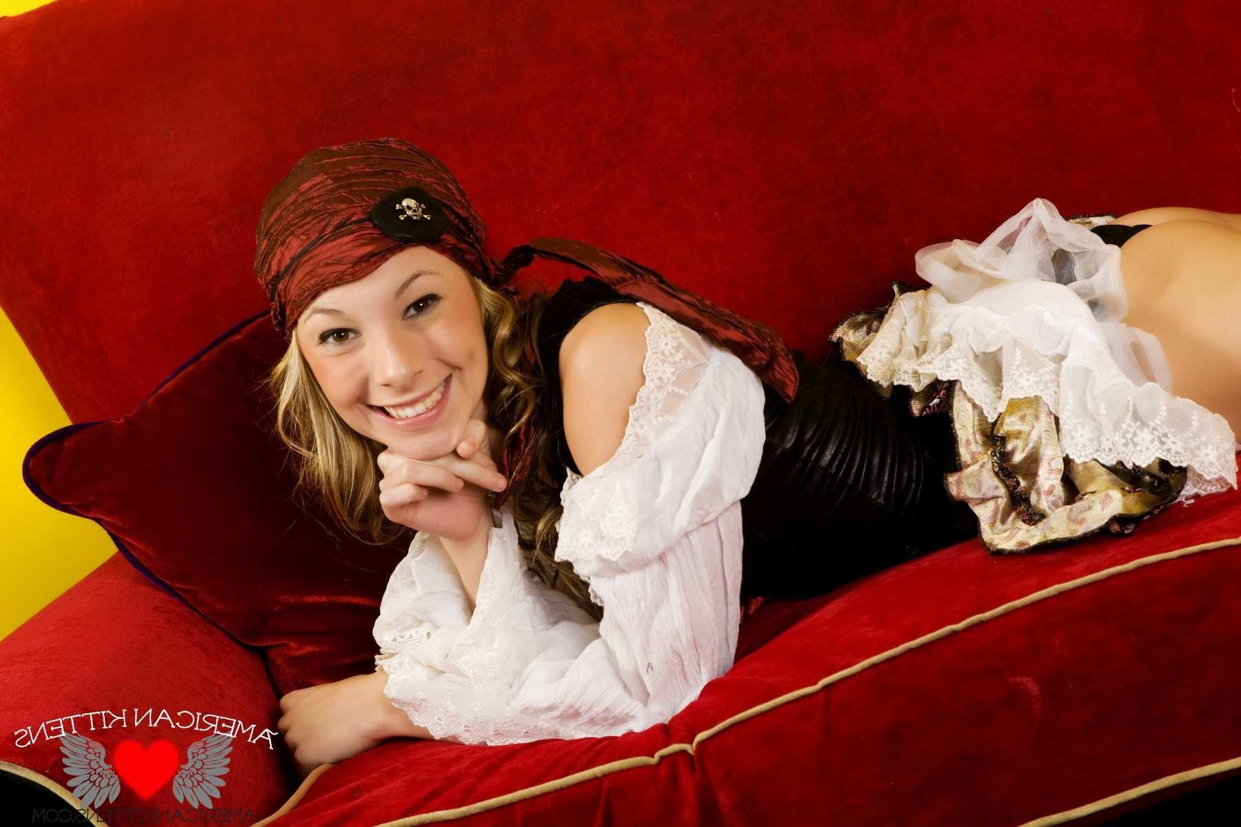 18P Kayden Love pirate 