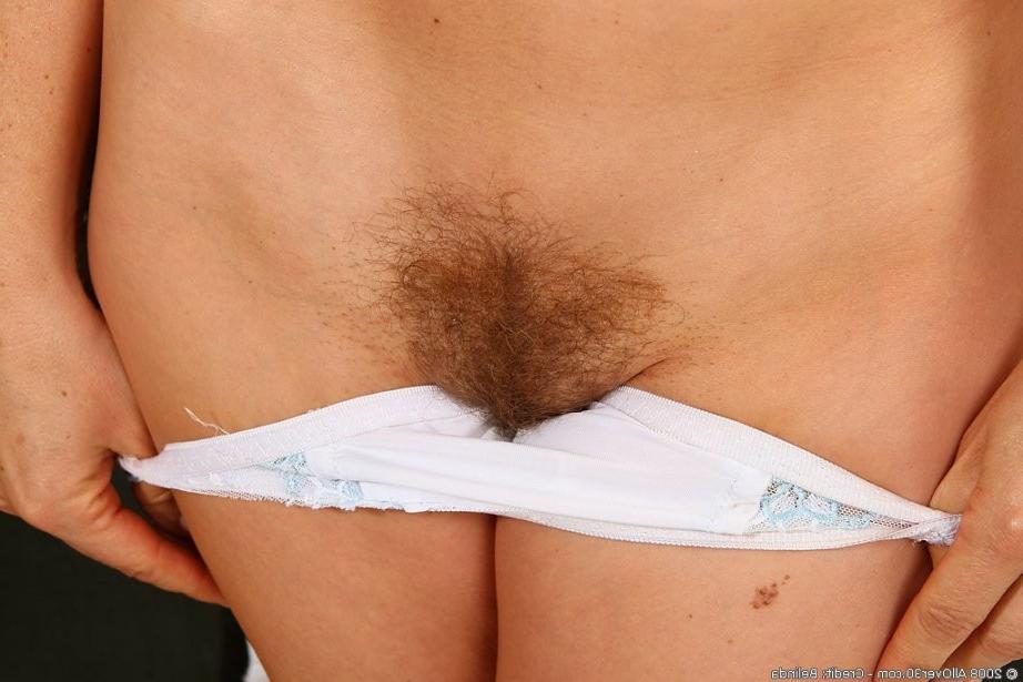 15P Filthy Milfs Grannies and Moms spreading sucking masturbating and fucking