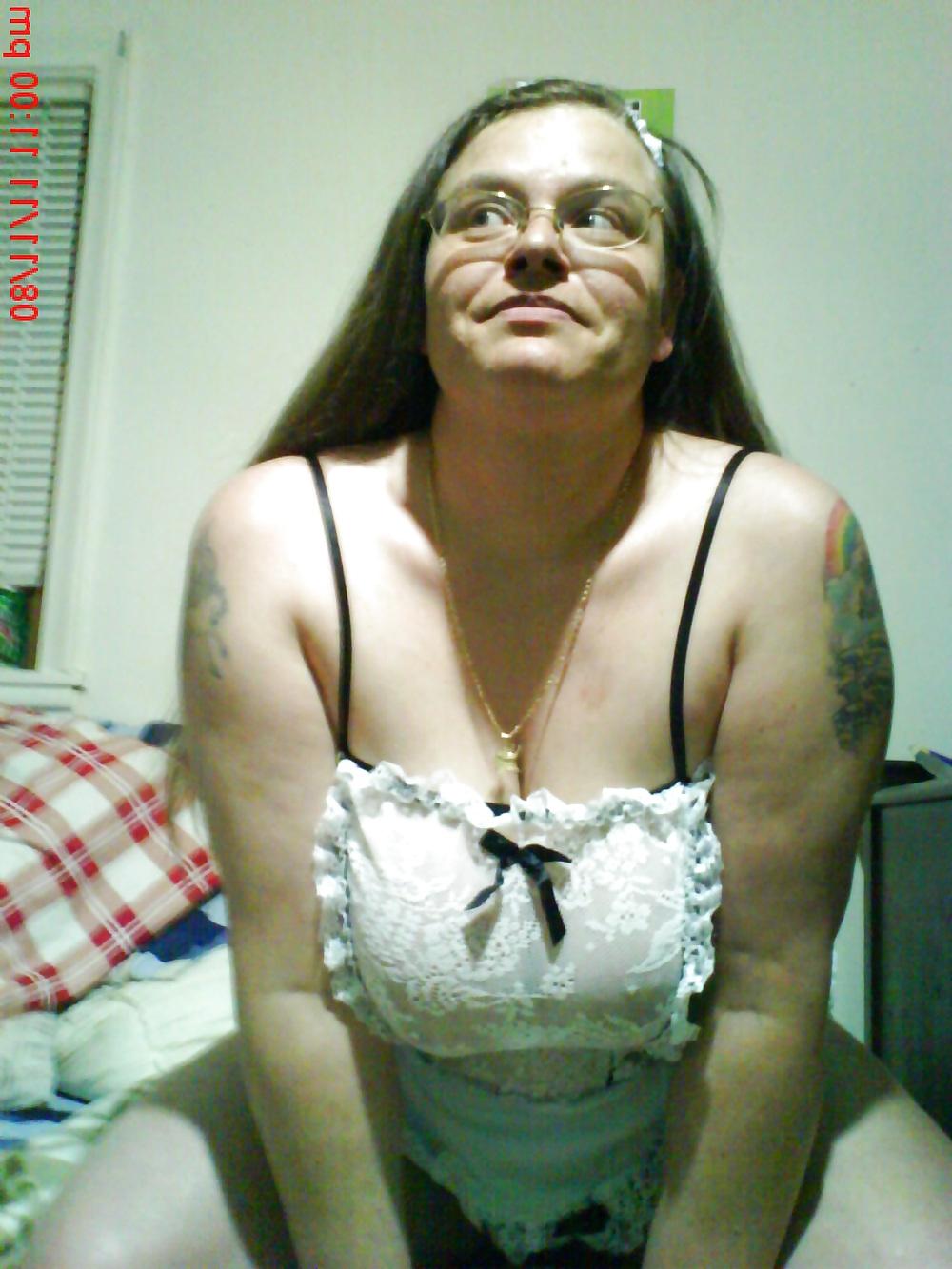 11P Naughty maid