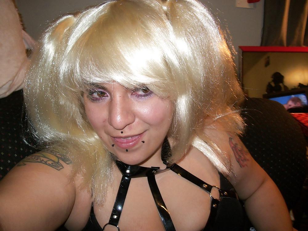 11P Cell Phone & Self Pics