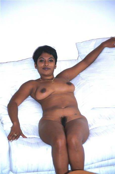 15P Indian girl posing naked