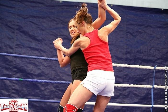 9P Susanna White lesbian in catfight strapons hotgirl
