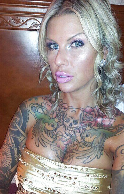 22P Even MORE Hot Blonde Tats and Huge Tits