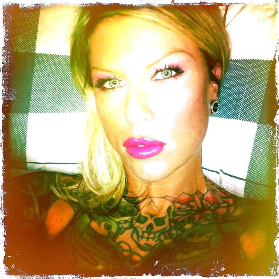 22P Even MORE Hot Blonde Tats and Huge Tits