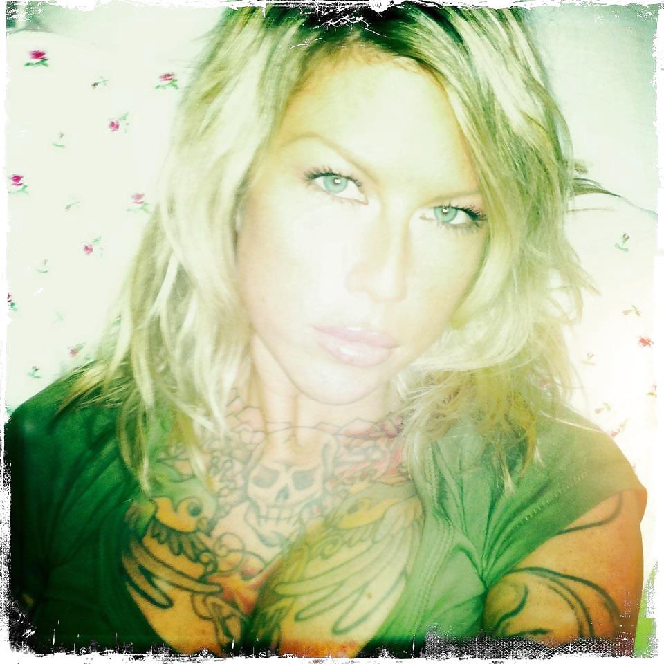 22P Even MORE Hot Blonde Tats and Huge Tits