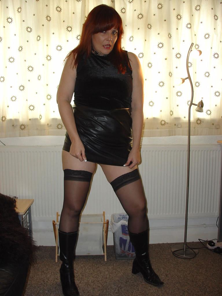 15P Older redhead shows passion for her husband
