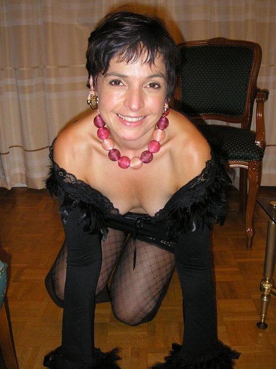 15P French housewife Nathalie in black lingerie and stockings