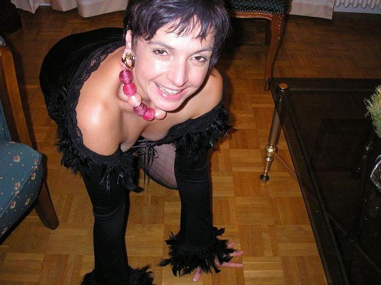 15P French housewife Nathalie in black lingerie and stockings