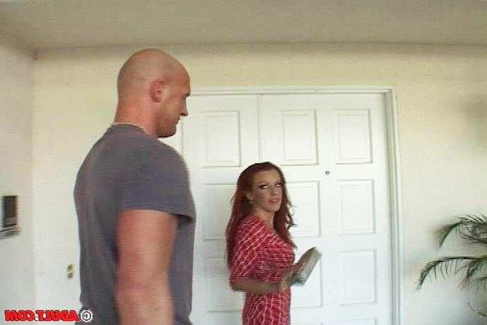 15P Milf Shannon having some crazy blowjob and fucking action