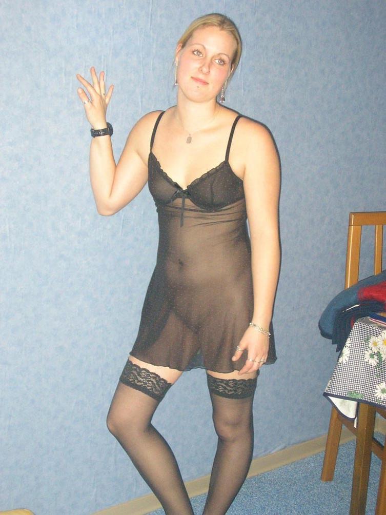 20P Amateur couple home fuck with dildo