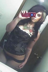 25P Emo girls