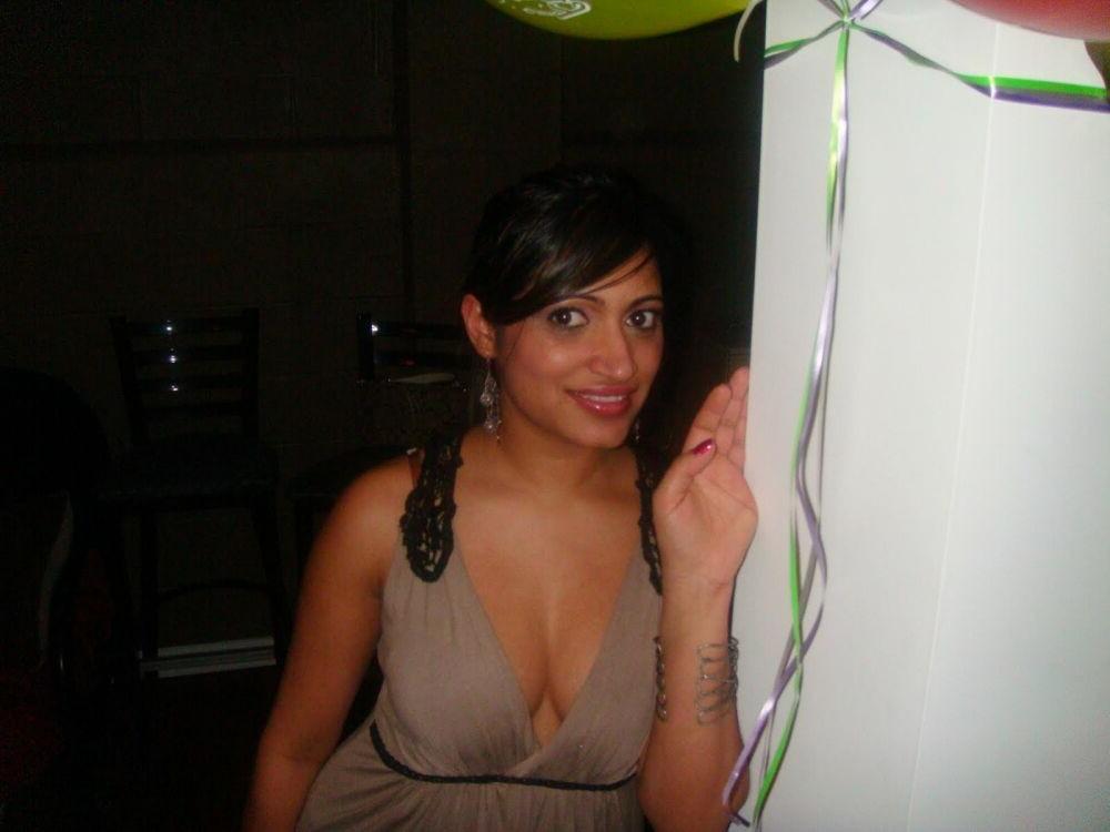 15P Real indian gfs are posing and naked gallery 14