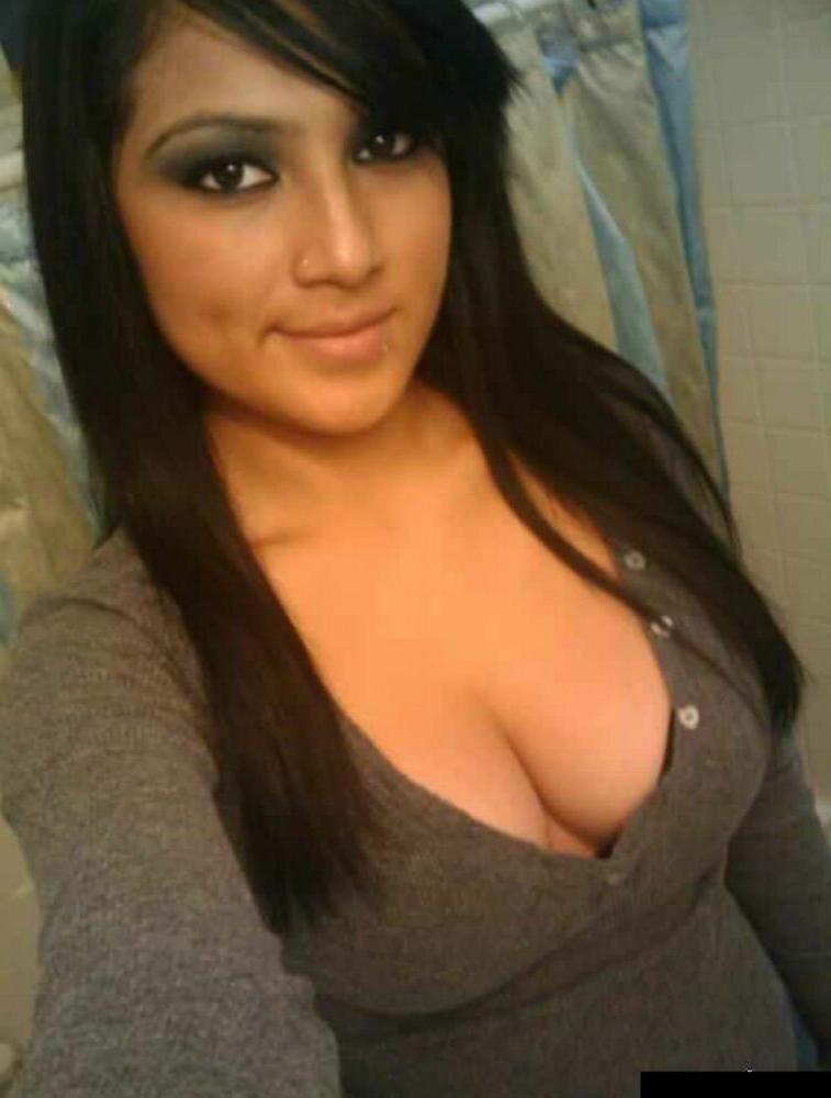 15P Real indian gfs are posing and naked gallery 13