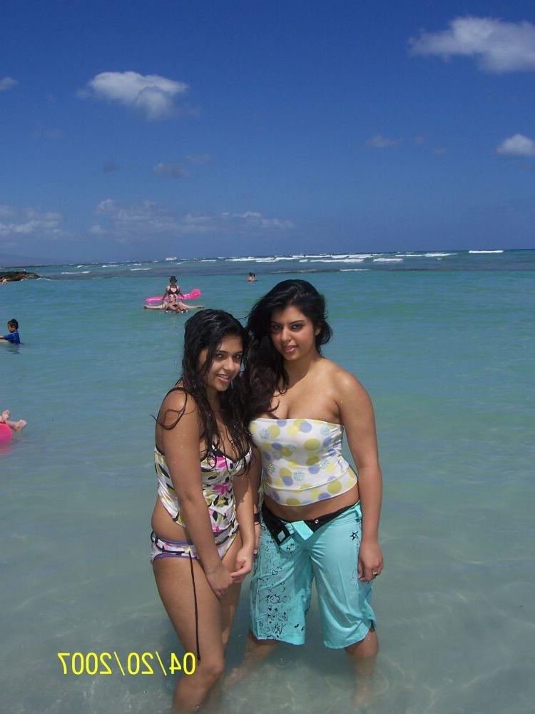 15P Real indian gfs are posing and naked gallery 16