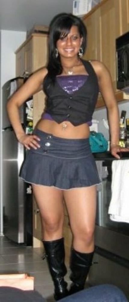 15P Real indian gfs are posing and naked gallery 16