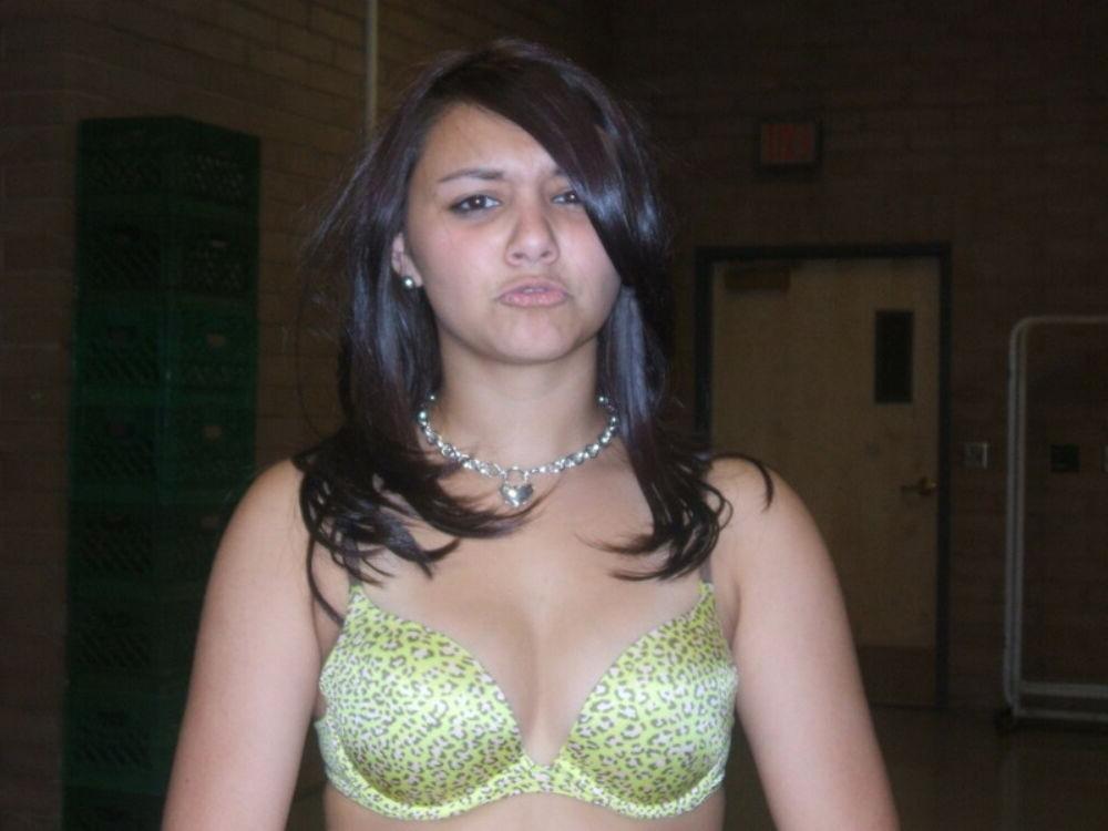 15P Real indian gfs are posing and naked gallery 60
