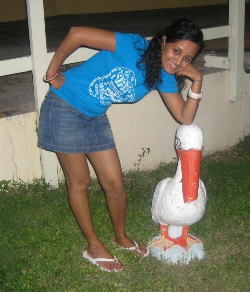 15P Real indian gfs are posing and naked gallery 64