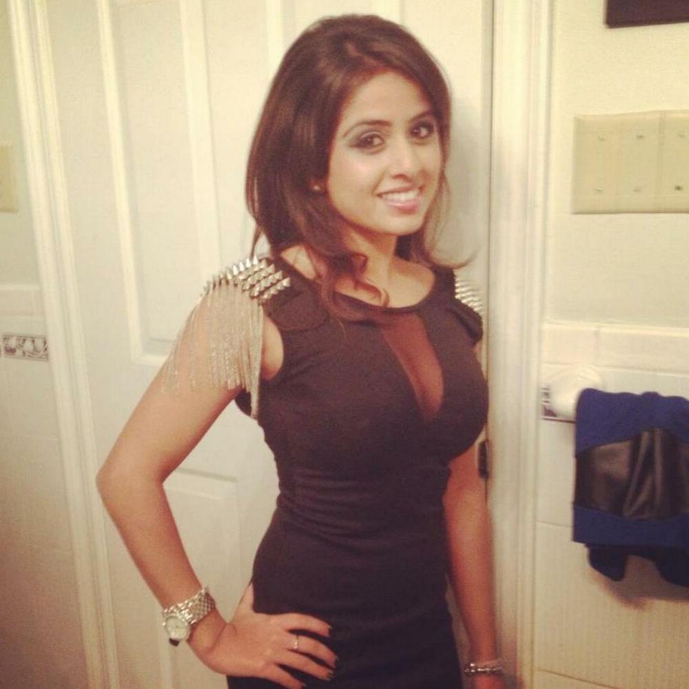 15P Real indian gfs are posing and naked gallery 64