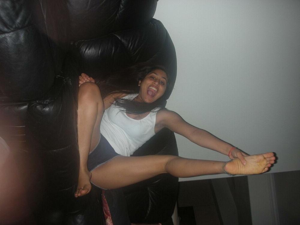 15P Real indian gfs are posing and naked gallery 17