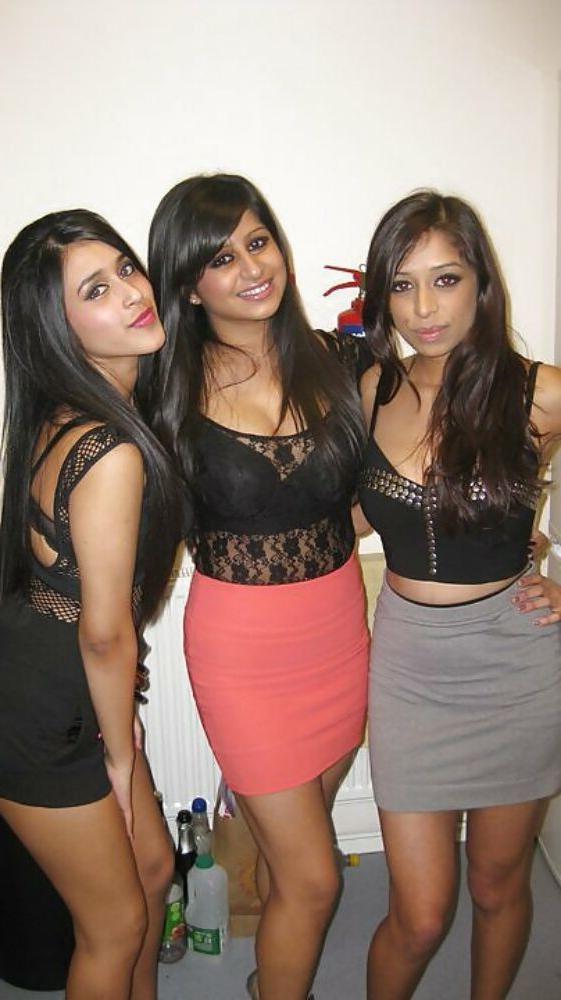 15P Real indian gfs are posing and naked gallery 21