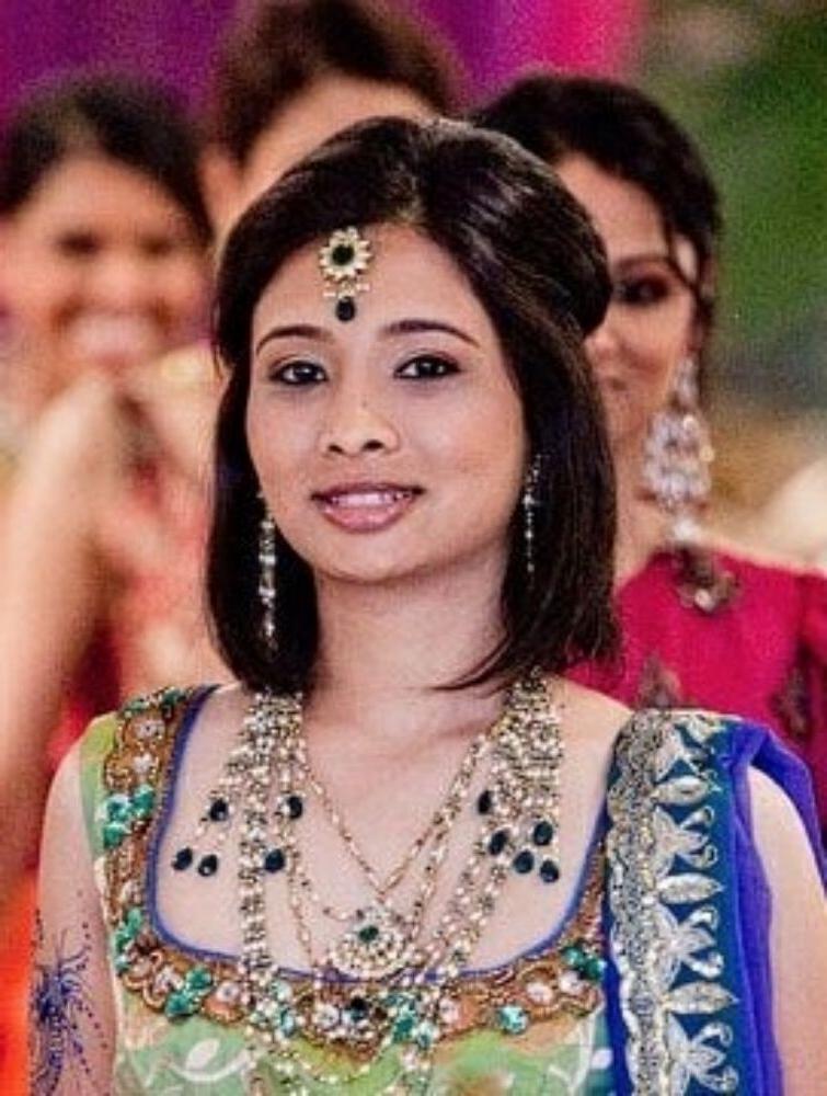 15P Real indian gfs are posing and naked gallery 18