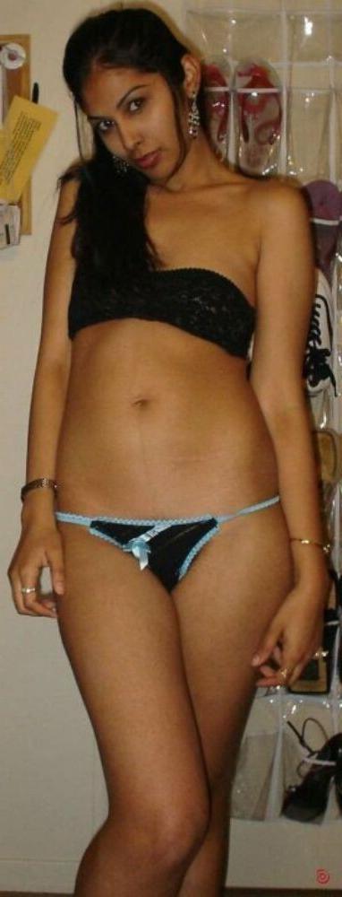 15P Real indian gfs are posing and naked gallery 18