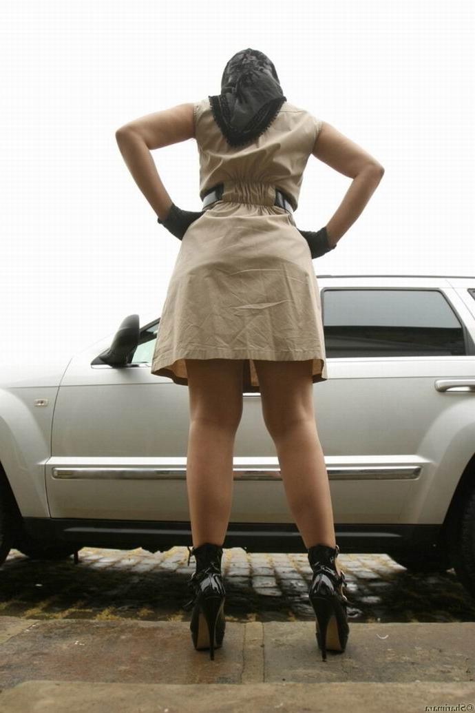 12P Indian Sharimara flashing with her boobs