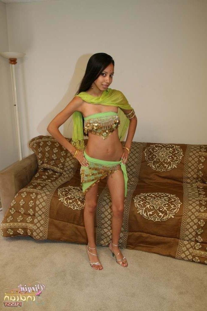 16P Indian slut sucking cock and getting fucked