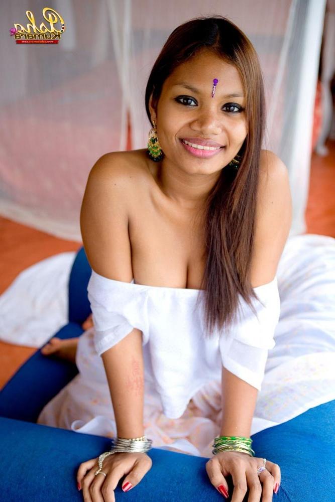 16P Nude Indian princess