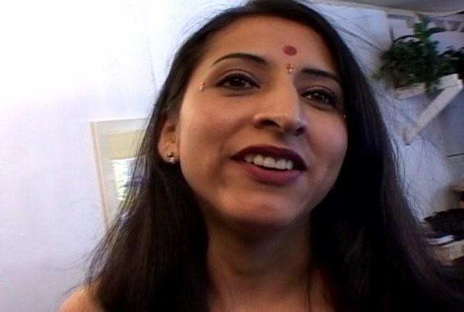 11P Indian whore getting banged and facialized by two guys