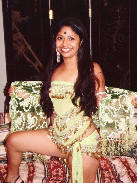 4P Indian girl gets fucked by a group of guys