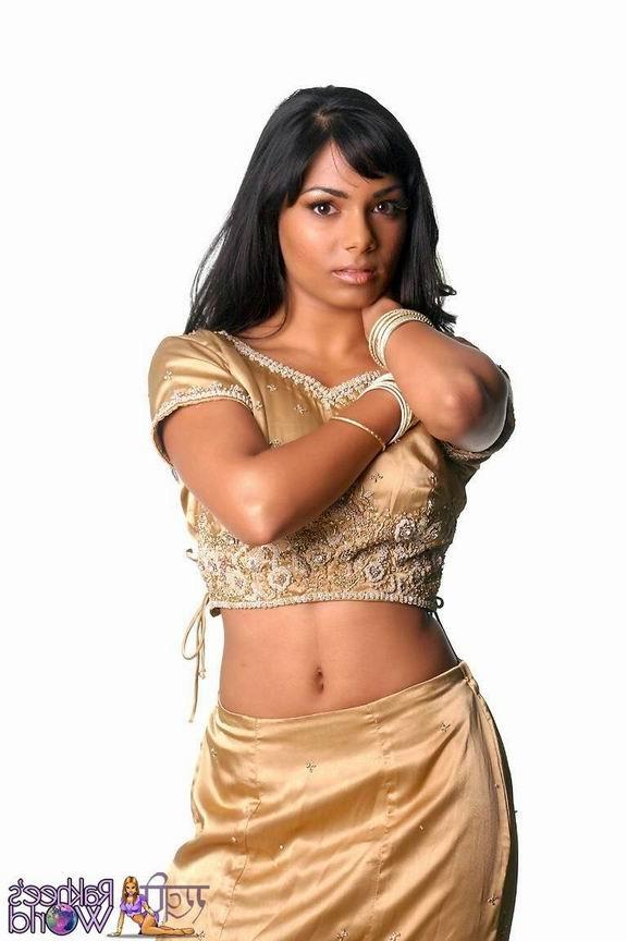 16P Sexy indian babe teasing