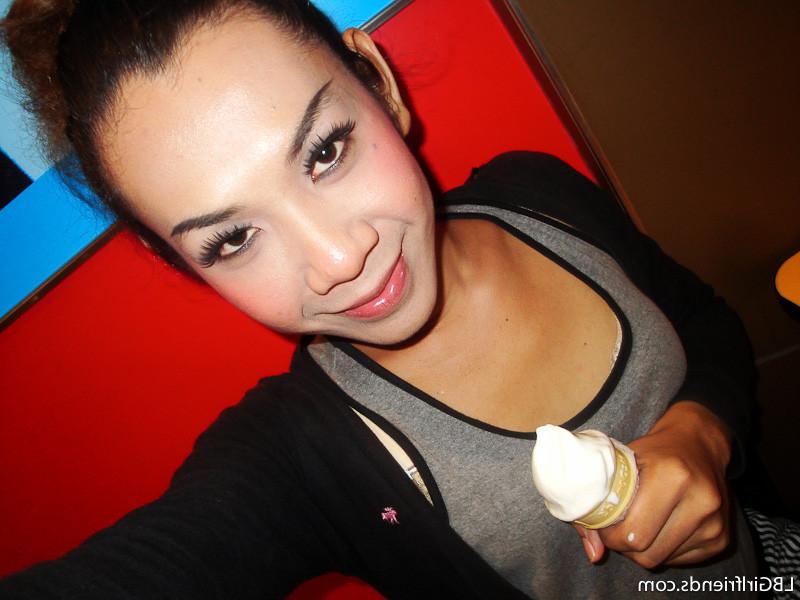 16P Naughty Ladyboy Girlfriend Exposing Her Monster Shemale Cock