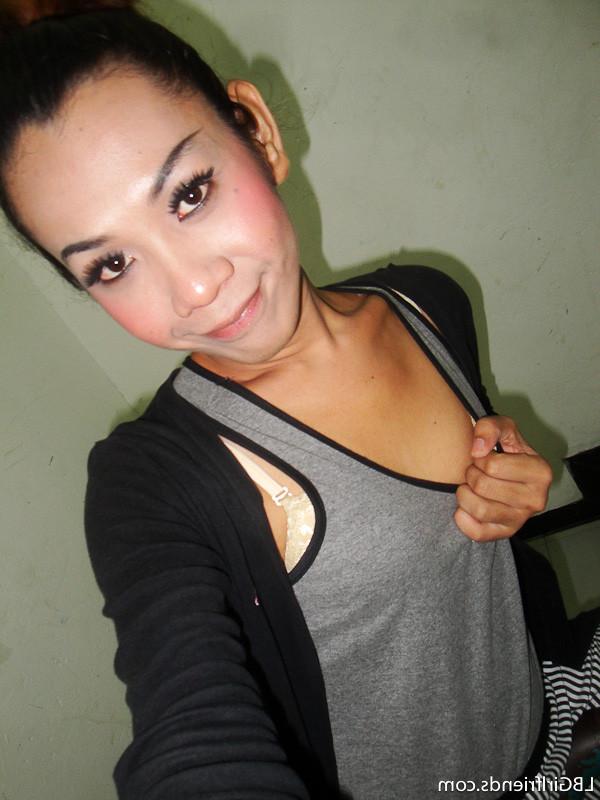 16P Naughty Ladyboy Girlfriend Exposing Her Monster Shemale Cock