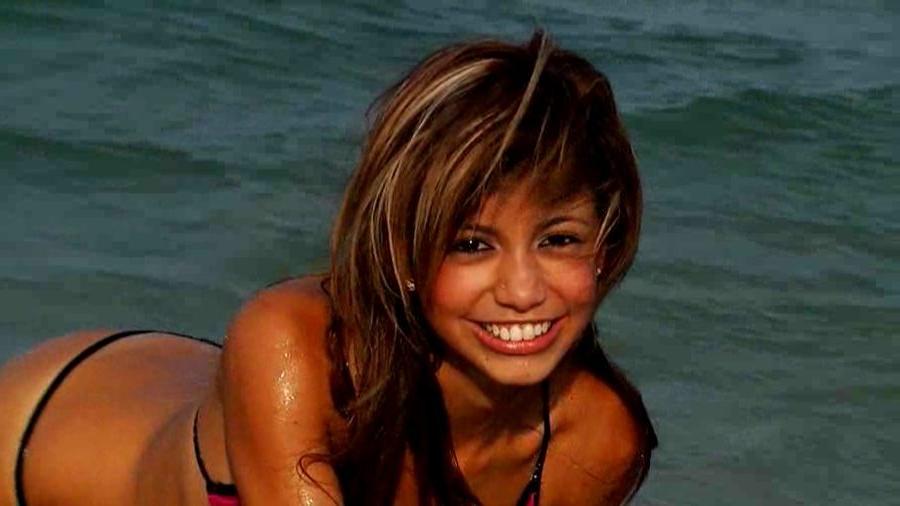 15P Tiny hispanic babe Veronica Rodriguez banged hard